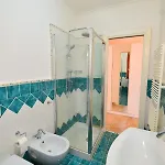 A Due Passi Dalla Costiera 2 *