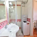 A Due Passi Dalla Costiera 2 *
