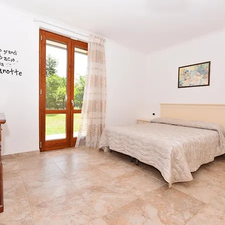 A Due Passi Dalla Costiera 2 *