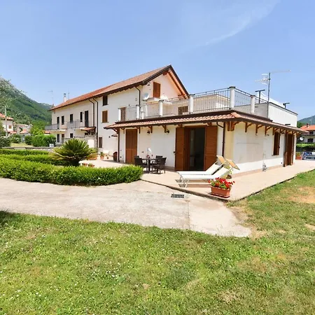 Apartment A Due Passi Dalla Costiera 2